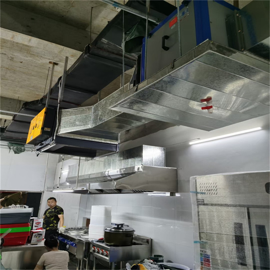 深圳湘菜馆厨房排烟管道安装（免费上门看现场提供设计和安装服务）